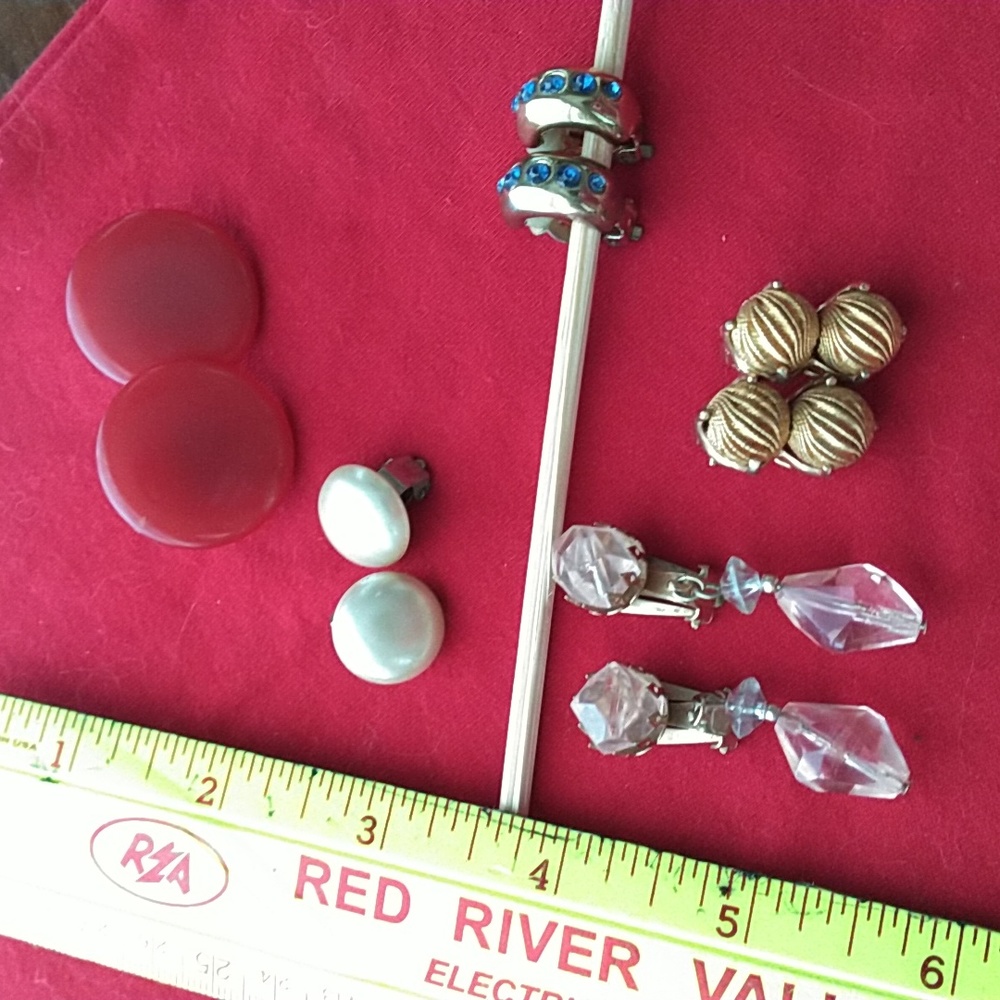 5 pair vintage clip on earring sets.